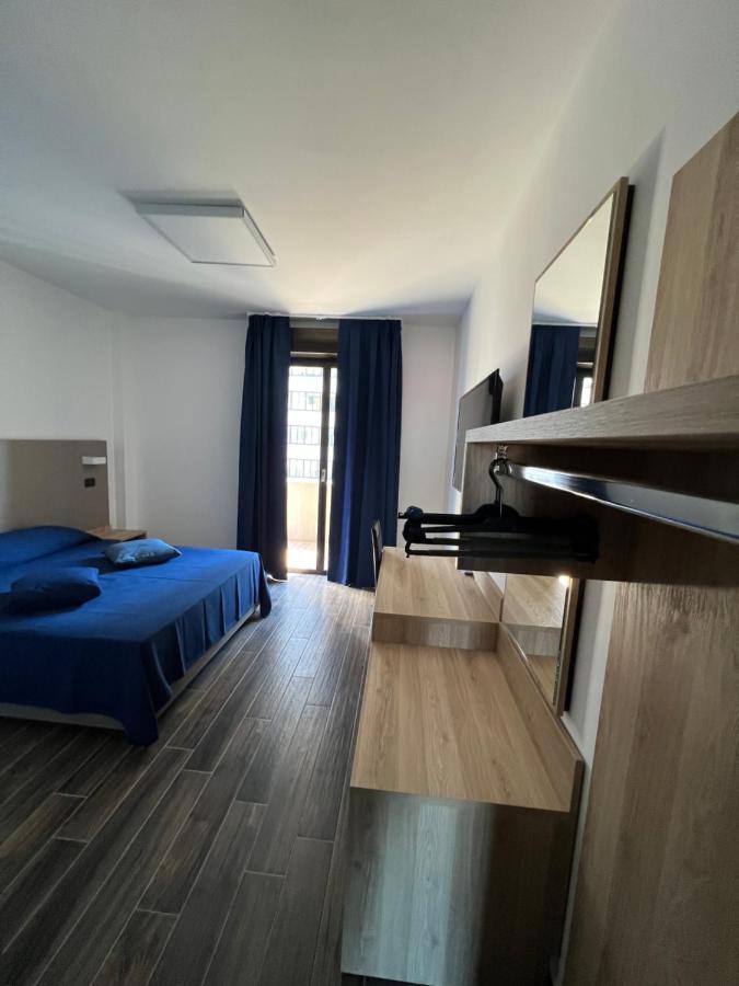 Tiby Hotel Modena Esterno foto