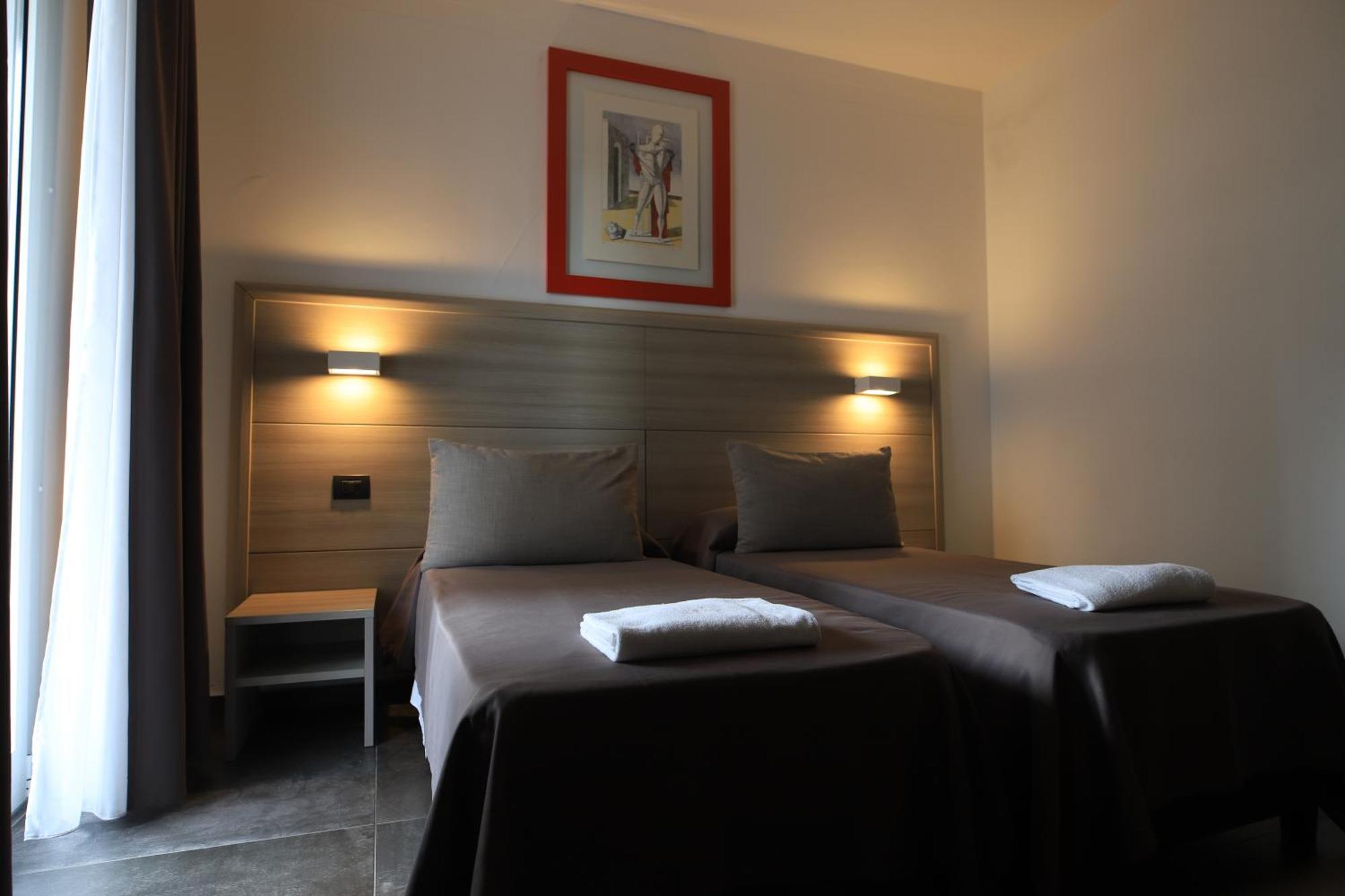 Tiby Hotel Modena Esterno foto