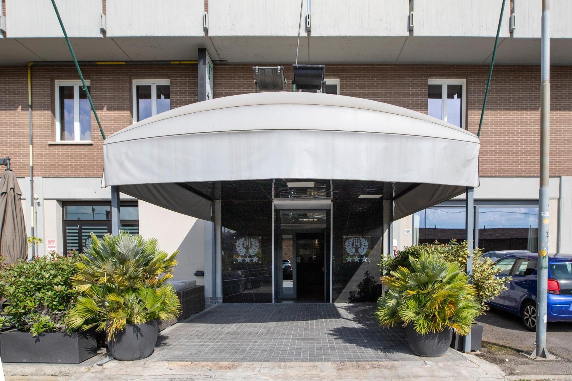 Tiby Hotel Modena Esterno foto